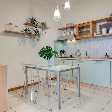 Charlize Apartment By Mamo Florence Luaran gambar