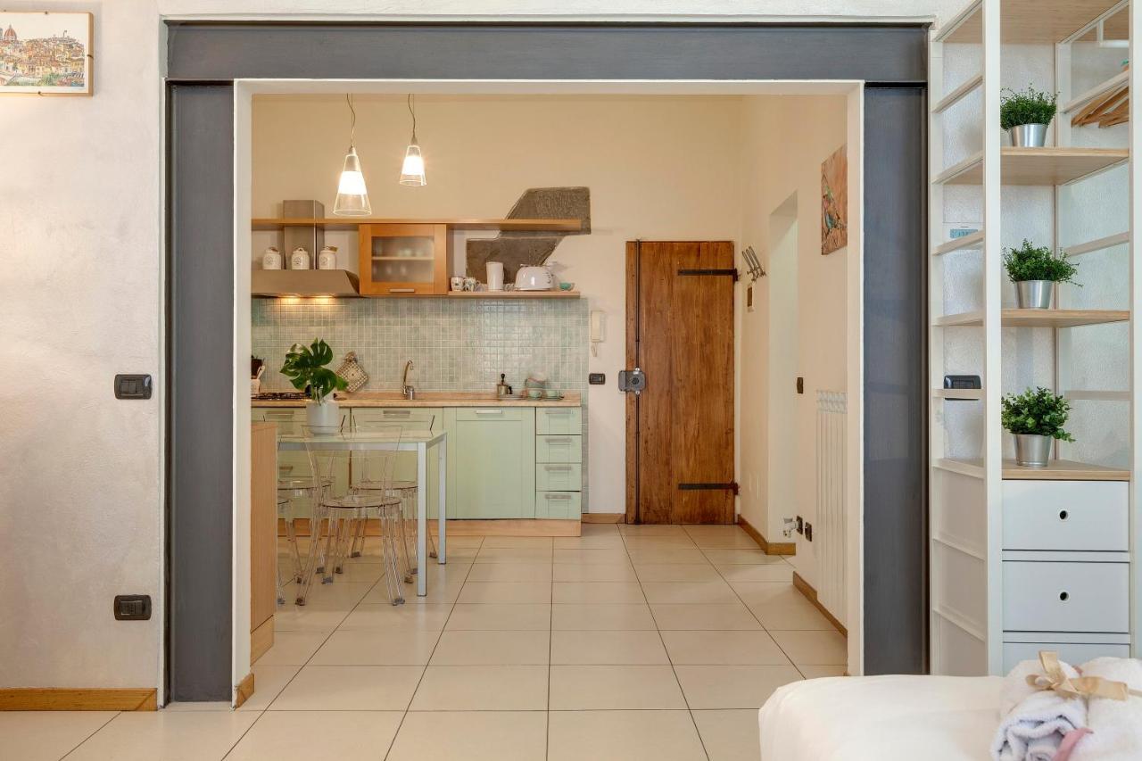 Charlize Apartment By Mamo Florence Luaran gambar
