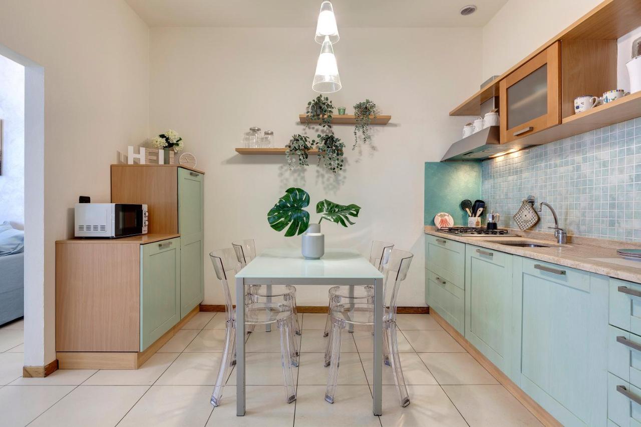 Charlize Apartment By Mamo Florence Luaran gambar